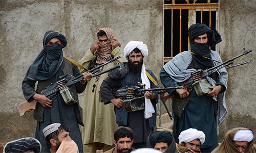 talibanes El grupo Talibán lanza una advertencia a Kabul
